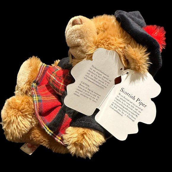 19cm Scottish Piper Hug Me Teddy Bear Soft Toy Traditional Scottish - Picture 3 of 4